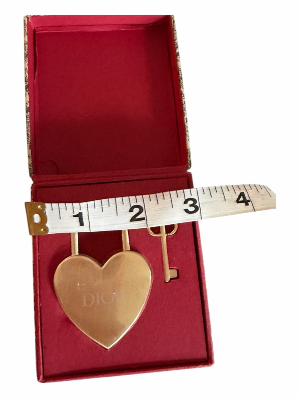 Christian Dior Heart Lock & Key Collectible Gold Tone Rare w Original Box - Picture 7 of 7